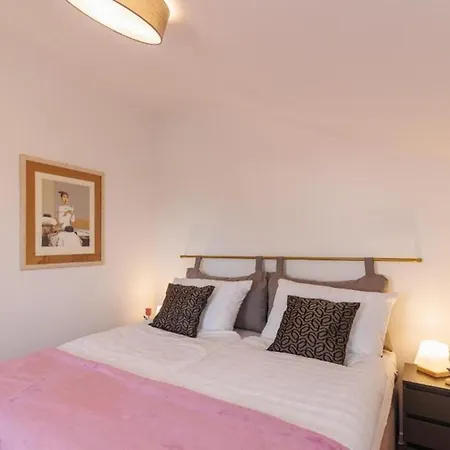 Appartement Iva Selce